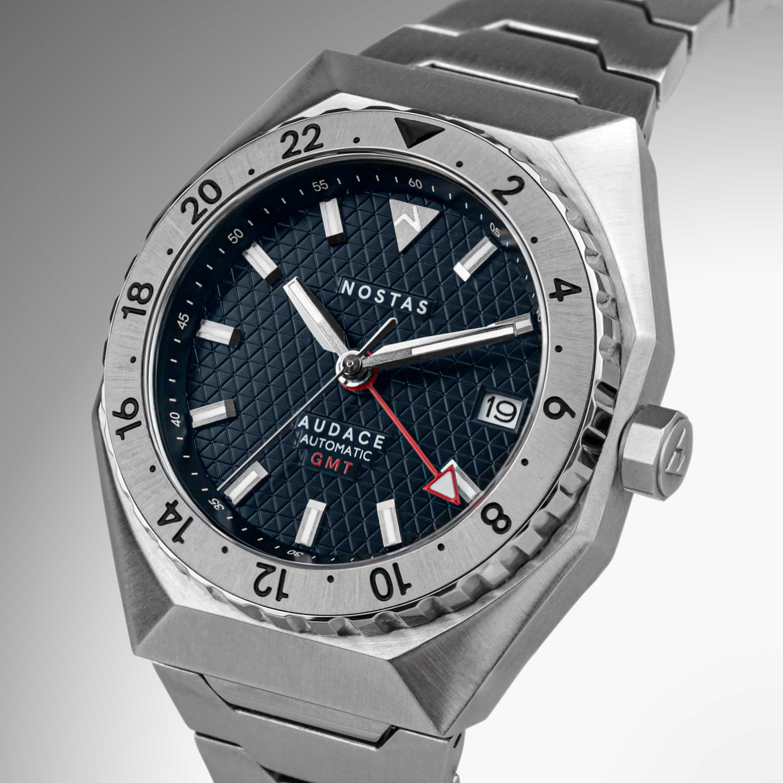 AUDACE GMT
