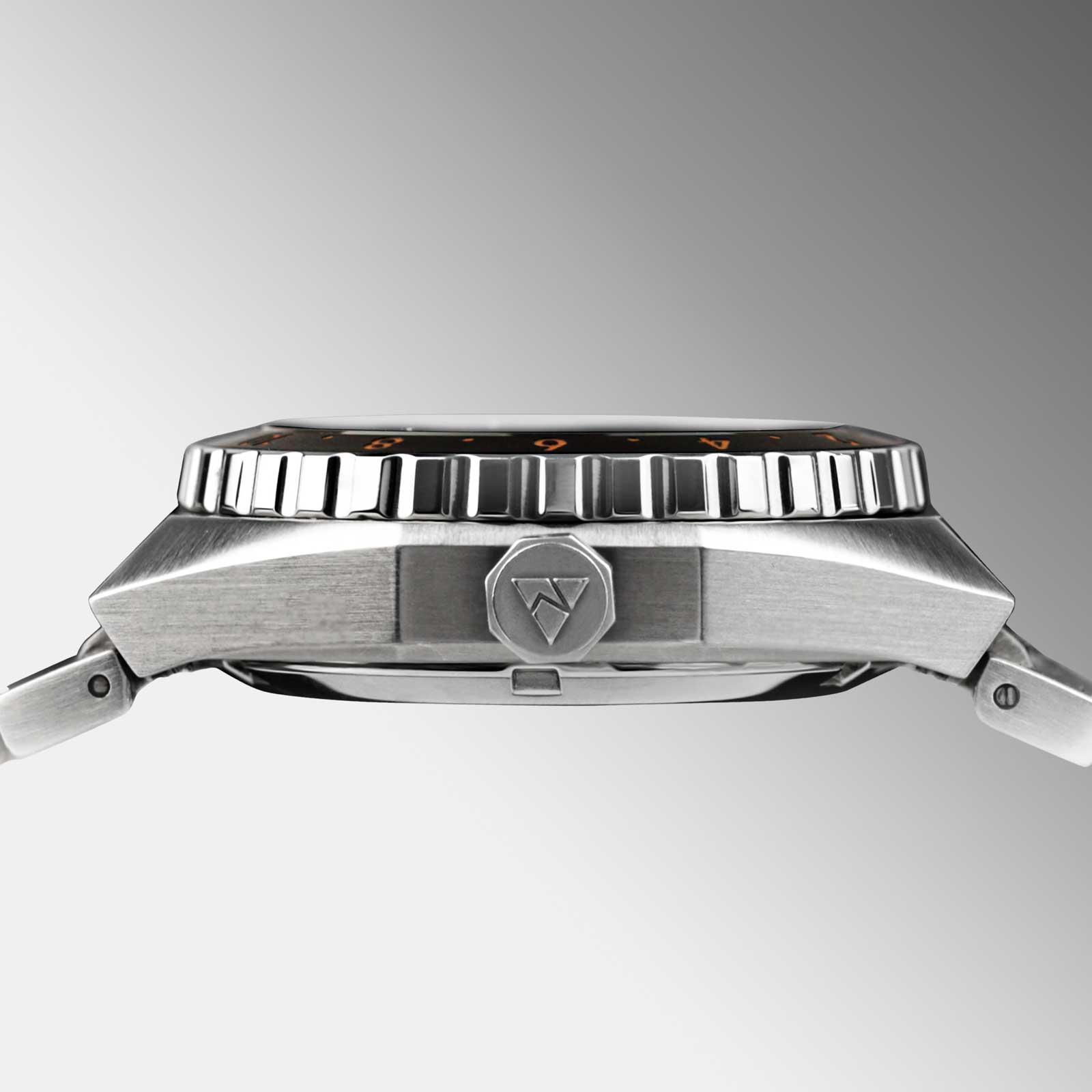 AUDACE GMT